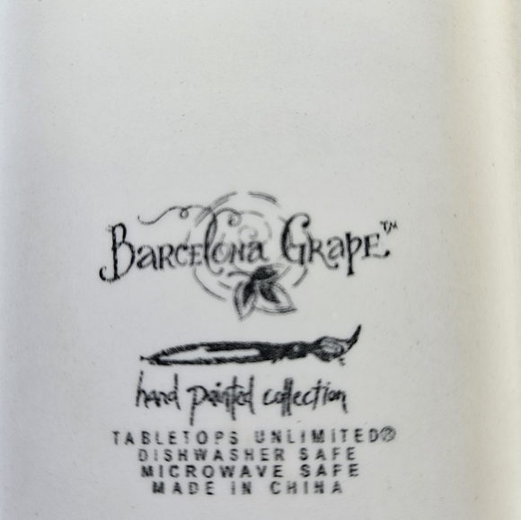 Barcelona Grape Divided Serving Plate - Picture 5 of 7